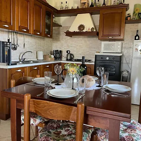 Family Apartment Near Castelsardo With Garden Дом отдыха